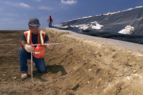 Keywords: Fernald Green Salt Plant, Feed Materials Production Center, Fernald, Ohio (FEMP)