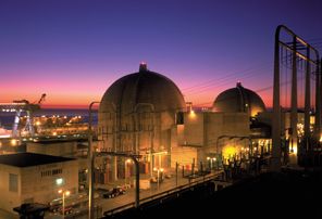 San Onofre Nuclear Generating Station
San Onofre-1, a 456-MW Westinghouse PWR completed in 1968, was retired in 1992 and is being decommissioned.
Keywords: San Onofre Nuclear Generating Station Power Plant SONGS