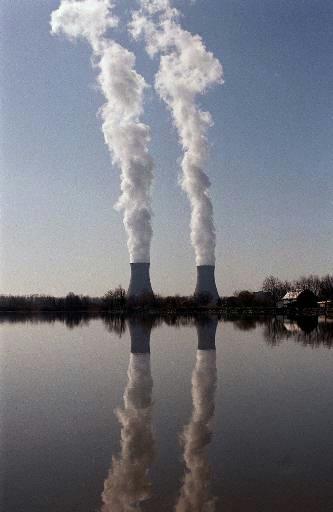 Fermi II Nuclear Power Plant
Shown is an undated file photo of the Detroit Edison Fermi II Nuclear Power Plant in Frenchtown Township, Mich. President Bush's energy policies have done little to change the minds of Michigan Republicans and Democrats when it comes to drilling for oil and natural gas in the Great Lakes. Public opinion is strongly in favor of protecting the Great Lakes and nuclear power is one of the energy sources that needs to be explored.
Keywords: Fermi II Nuclear Power Plant