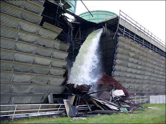 Cooling Tower Damage
August 21, 2007 - Cooling Tower Damage
