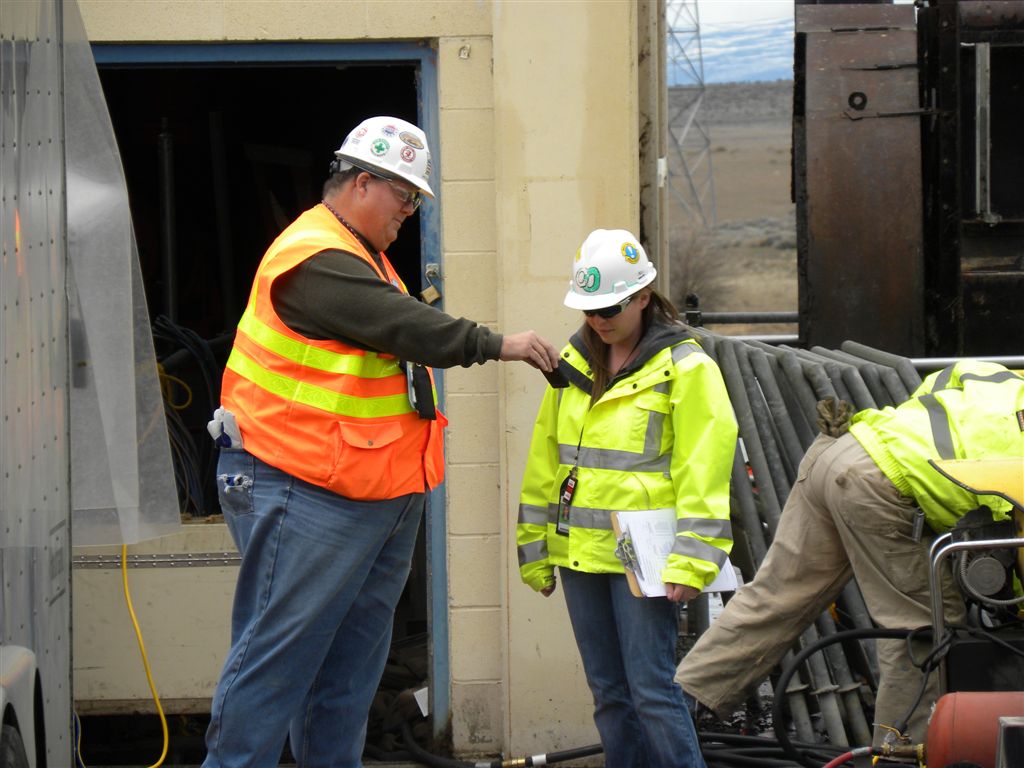 Greg Gothard and Cassandra O'Neil
Safety and IH working together to cover the divers
