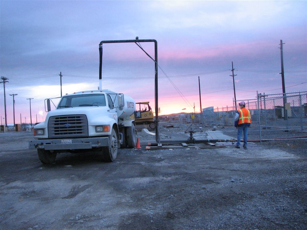 Hanford sunrise, November 17, 2oo9
Shannon, one of our teamsters fills the water truck used for dust control.

