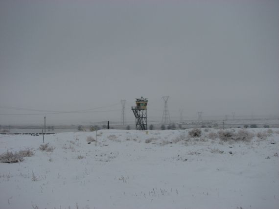 Looking west from 100N
At 100N Reactor, an old security watch tower sits on the bank of the Columbia River.
