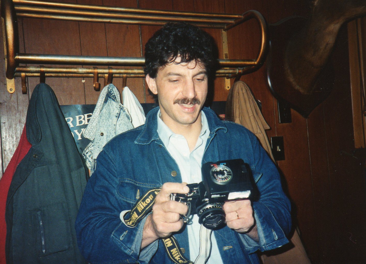 Carmen Vagari or is it Geraldo Rivera?
BV 1988
