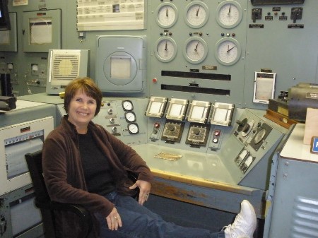 Noreen
Noreen sits at the control room's (B reactor) controls.  Tours are available periodically, more often now that the B reactor has been made a national monument.
