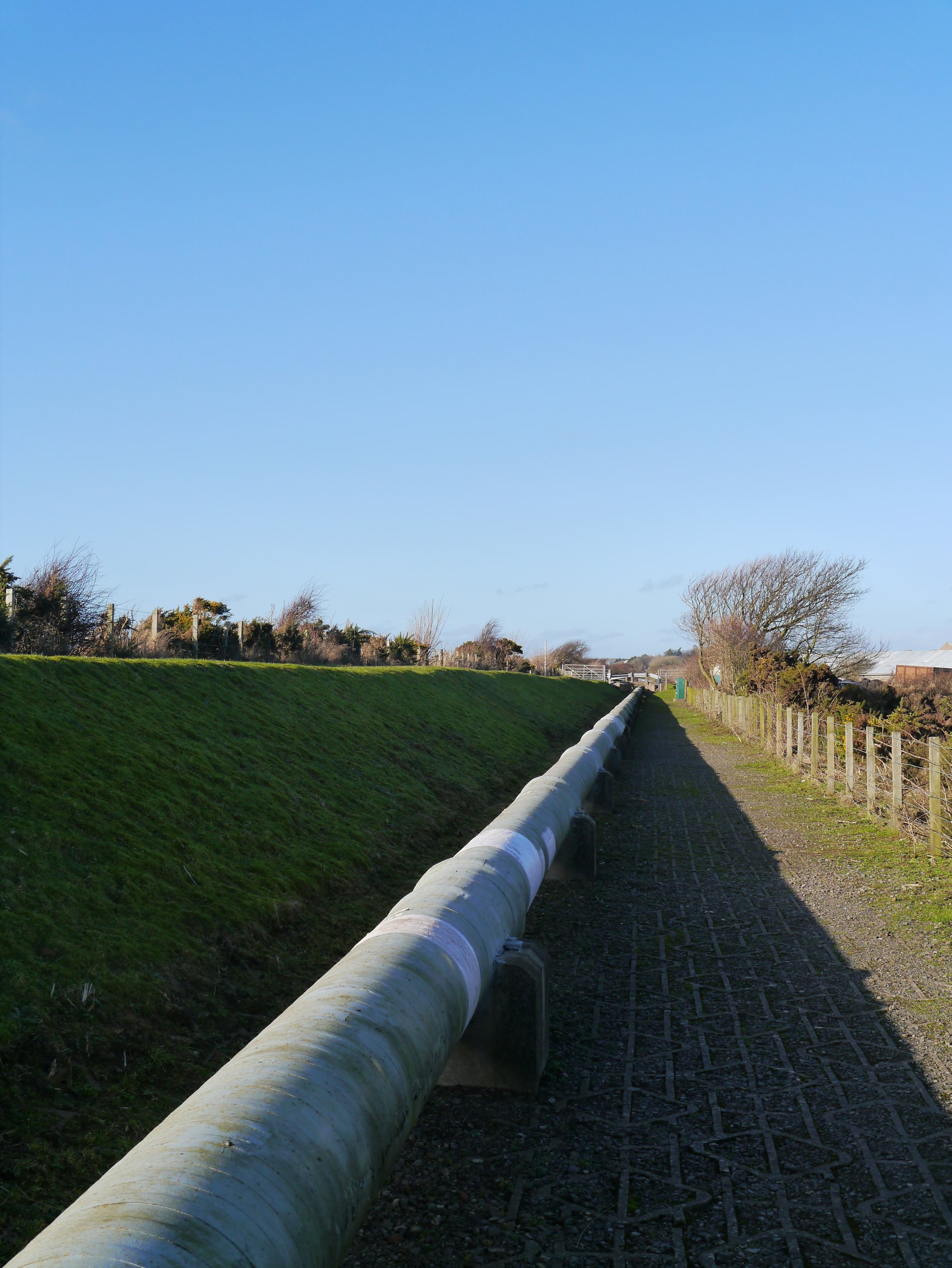 Chapelcross Liquid Effluent Pipeline - geograph.org.uk - 3848508