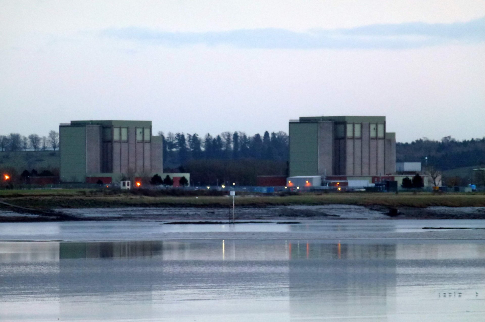 Click to view full size image
==============
Berkeley nuclear power station February 2014
Keywords: Berkeley Berkeley nuclear power station February 2014
Keywords: Berkeley