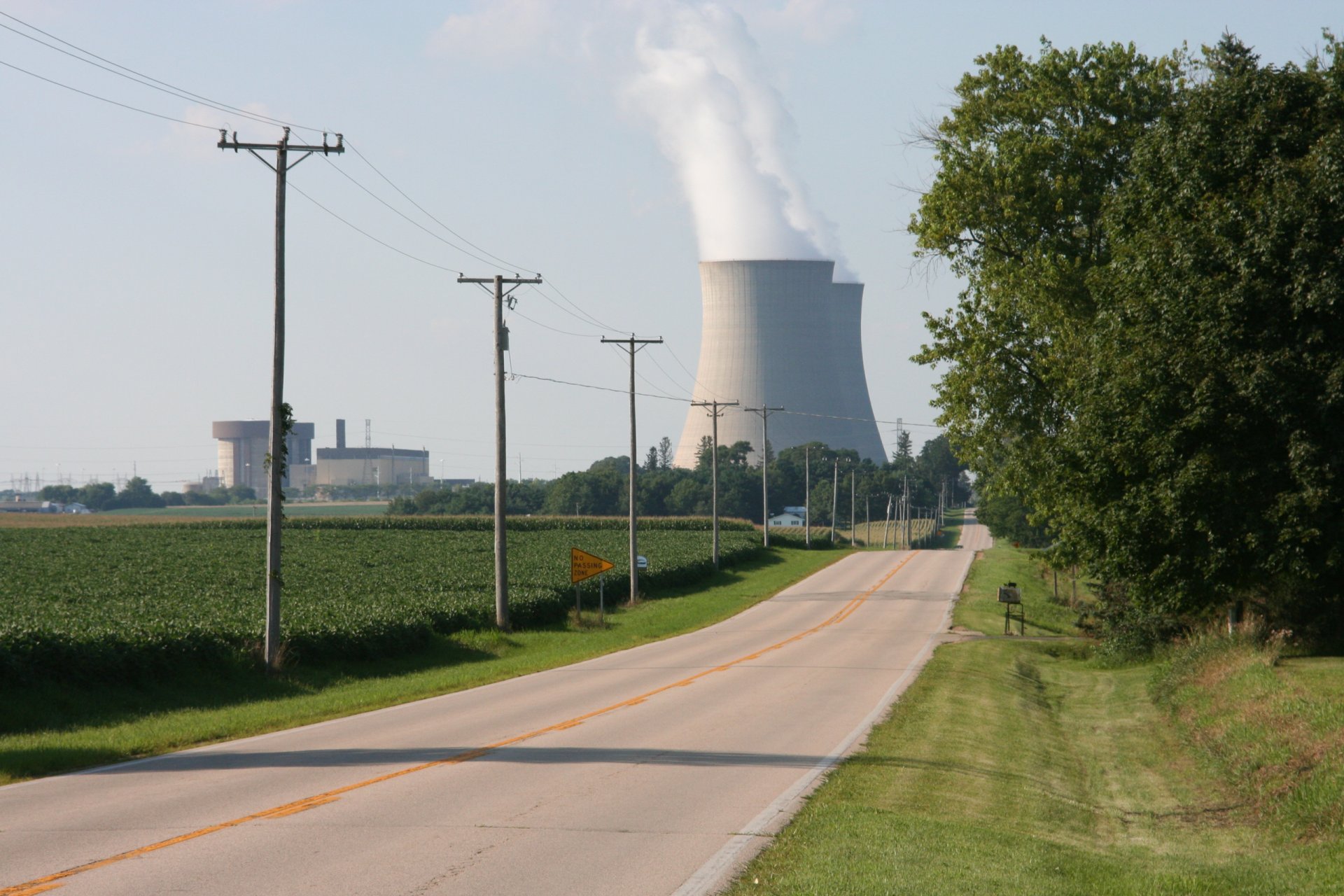 Click to view full size image
==============
Byron Nuclear Power Plant, IL 02
Keywords: Byron Byron Nuclear Power Plant, IL 02
Keywords: Byron