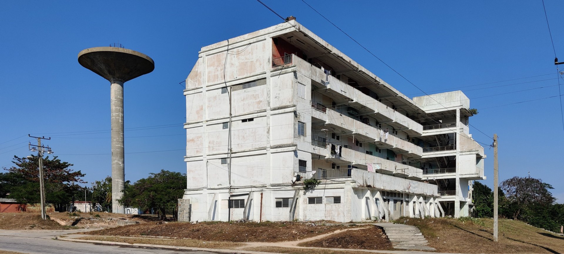 Click to view full size image
==============
Ciudad Nuclear-034
Keywords: Juragua Ciudad Nuclear-034
Keywords: Juragua