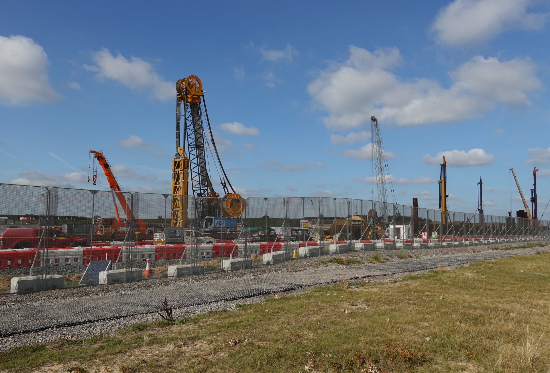 Click to view full size image
==============
Sizewell C construction site (geograph 8176167)
Keywords: Sizewell Sizewell C construction site (geograph 8176167)
Keywords: Sizewell