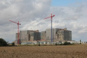 bradwell_bradwell_nuclear_power_station_uk_2013_c.jpg