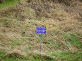 bradwell_bradwell_powerstation_sign_panoramio.jpg
