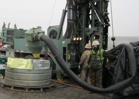 hanford_drilling_at_the_hanford_site_7631786036.jpg