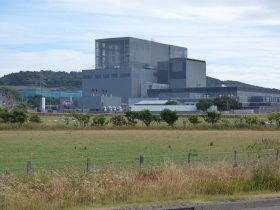 hunterston_hunterston_b_nuclear_power_station_geograph_5851877.jpg