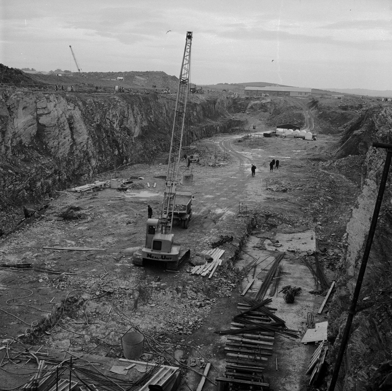 Construction of the Wylfa Atomic Power Station
Keywords: Wylfa