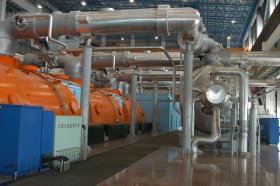 Qinshan orange equipment and pipes in hall